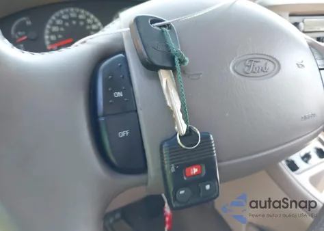 2002 Ford Expedition Eddie Bauer из США, поврежденный, VIN 1FMFU18L02LA61574